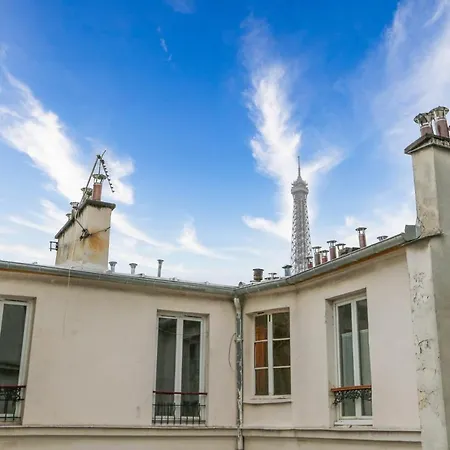 Spacious & Bright Flat By The Eiffel Tower-paris 7 Appartement Parijs