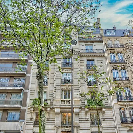 Spacious & Bright Flat By The Eiffel Tower-paris 7 *